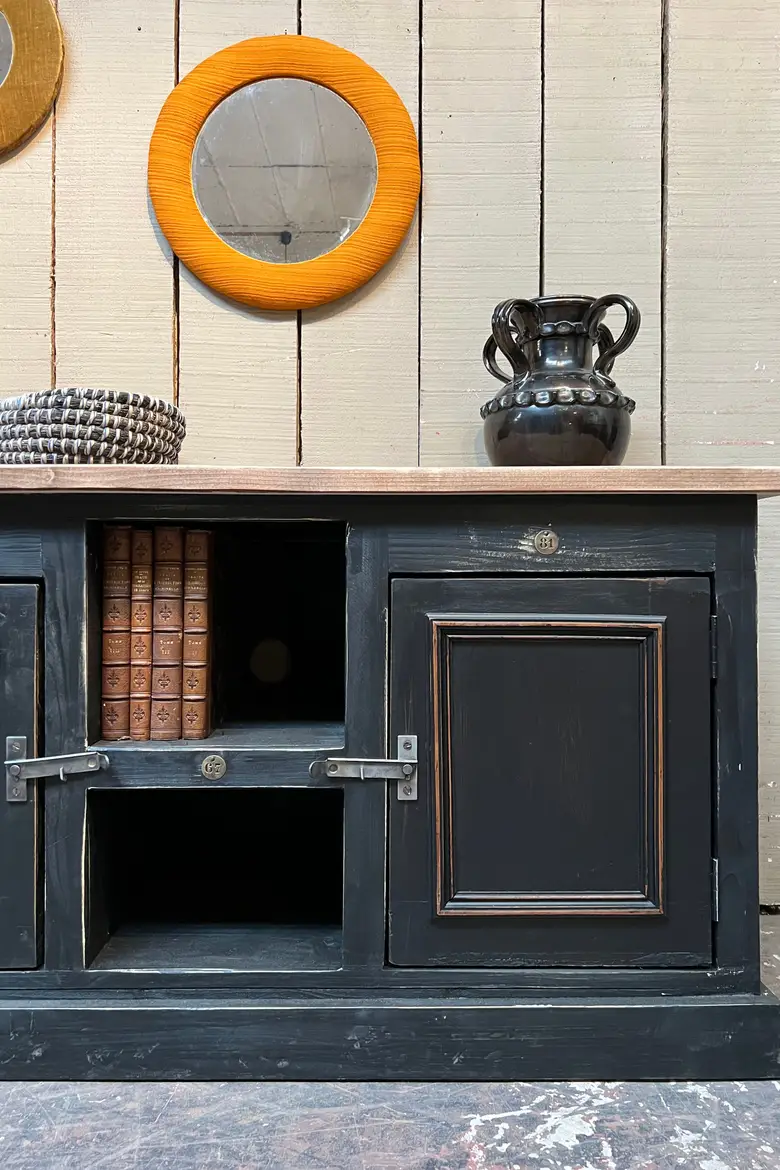 Meuble bas / TV en bois