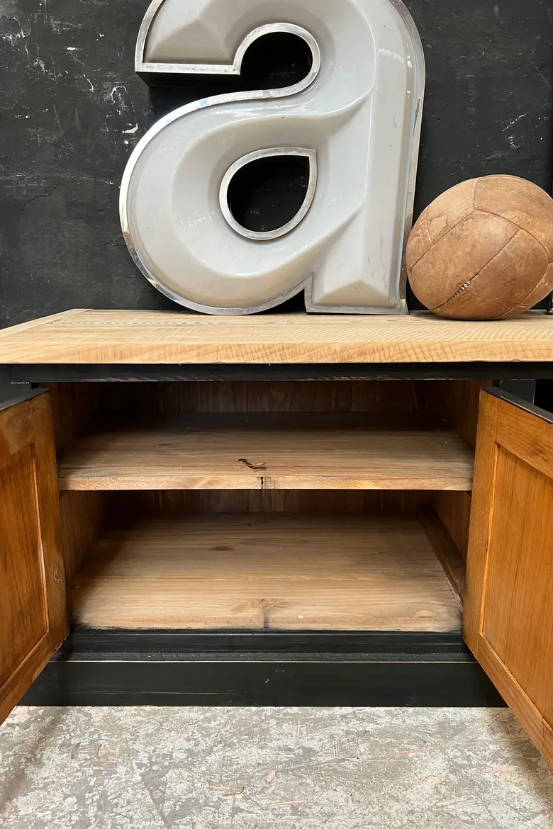 Meuble bas / TV en bois