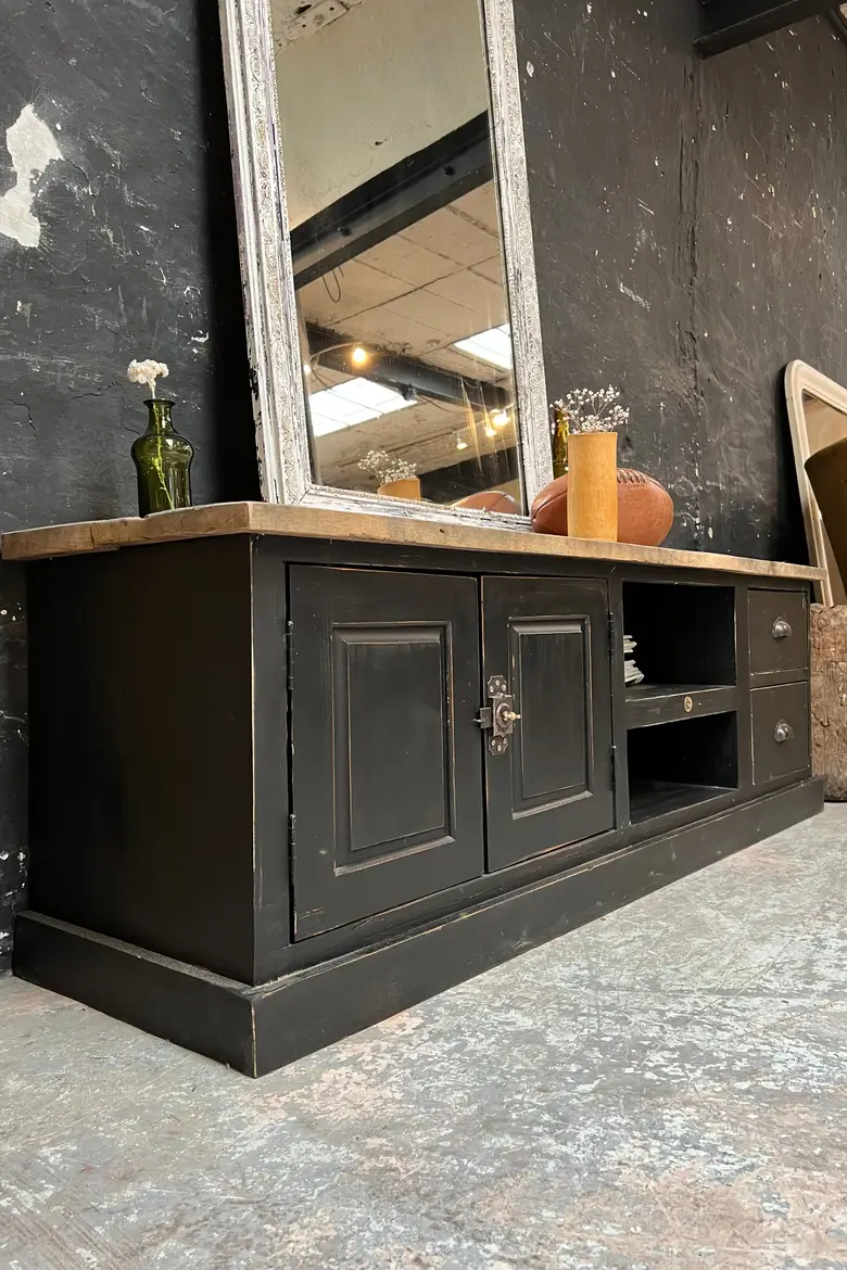 Meuble bas / TV en bois
