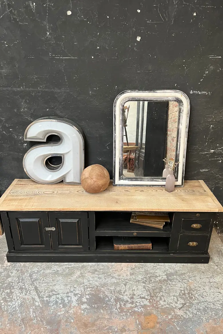 Meuble bas / TV en bois