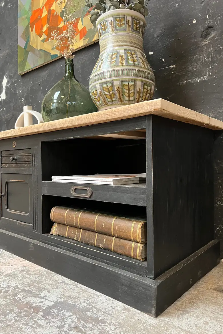 Meuble bas / TV  en bois