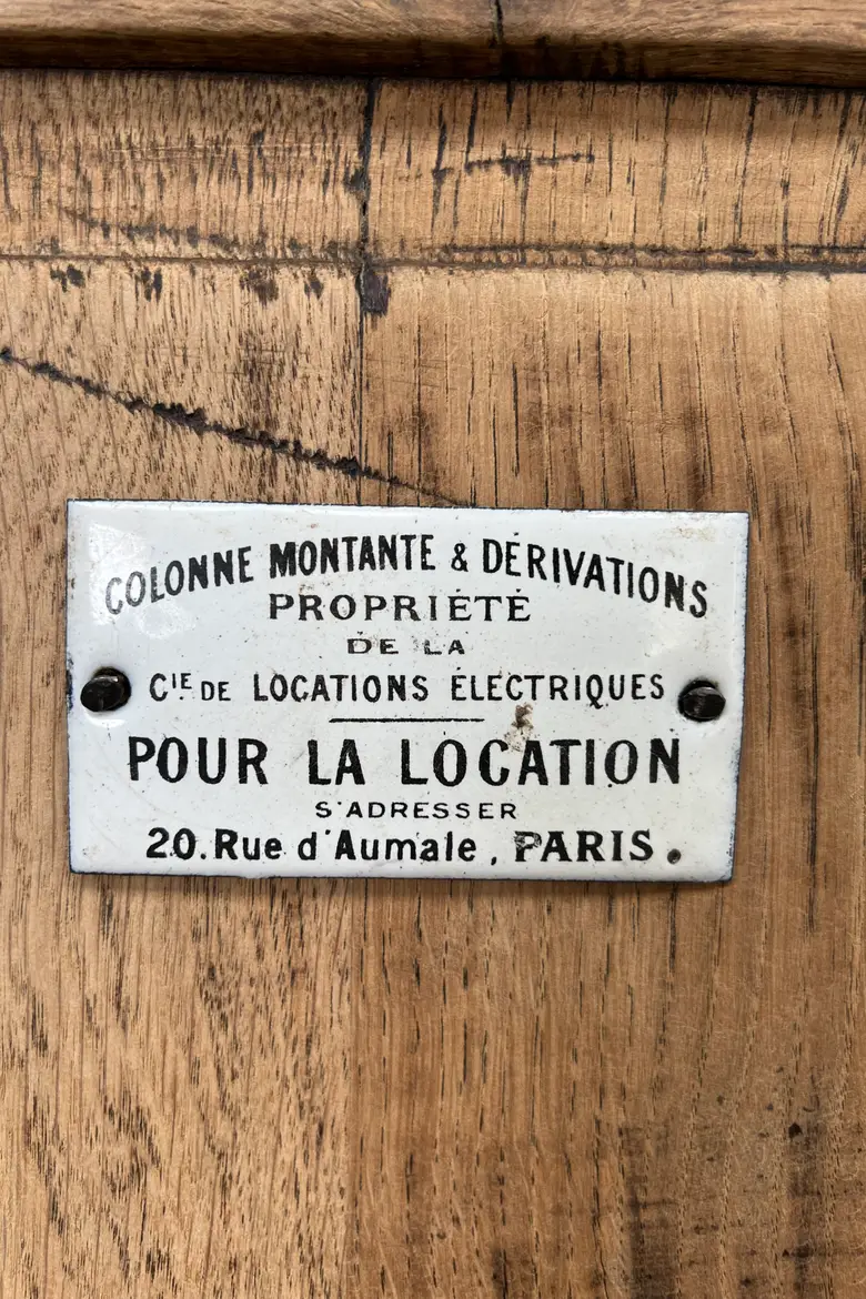 Meuble confiturier en chêne