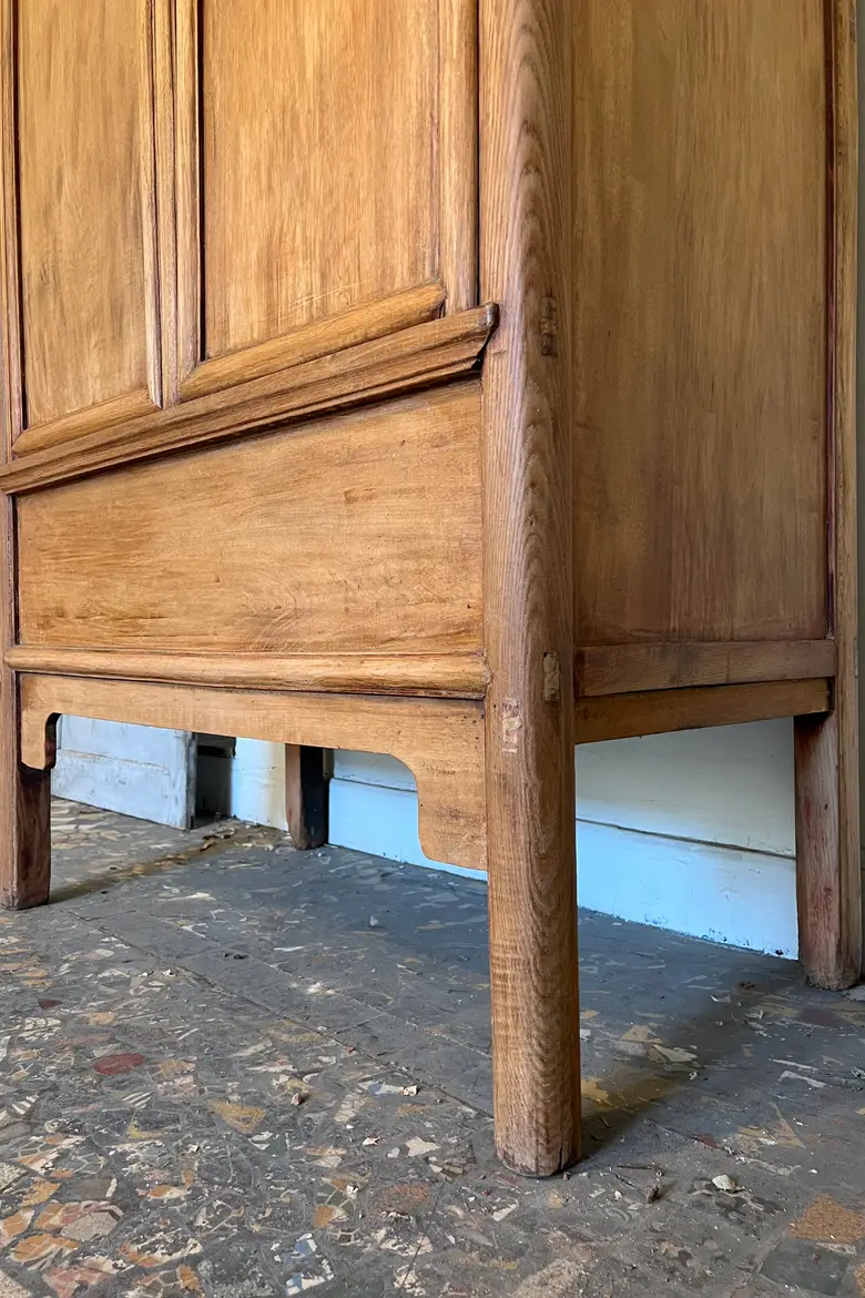 Meuble conique en orme XIXème
