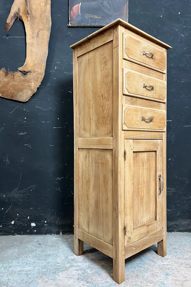 Meuble d’appoint en chêne