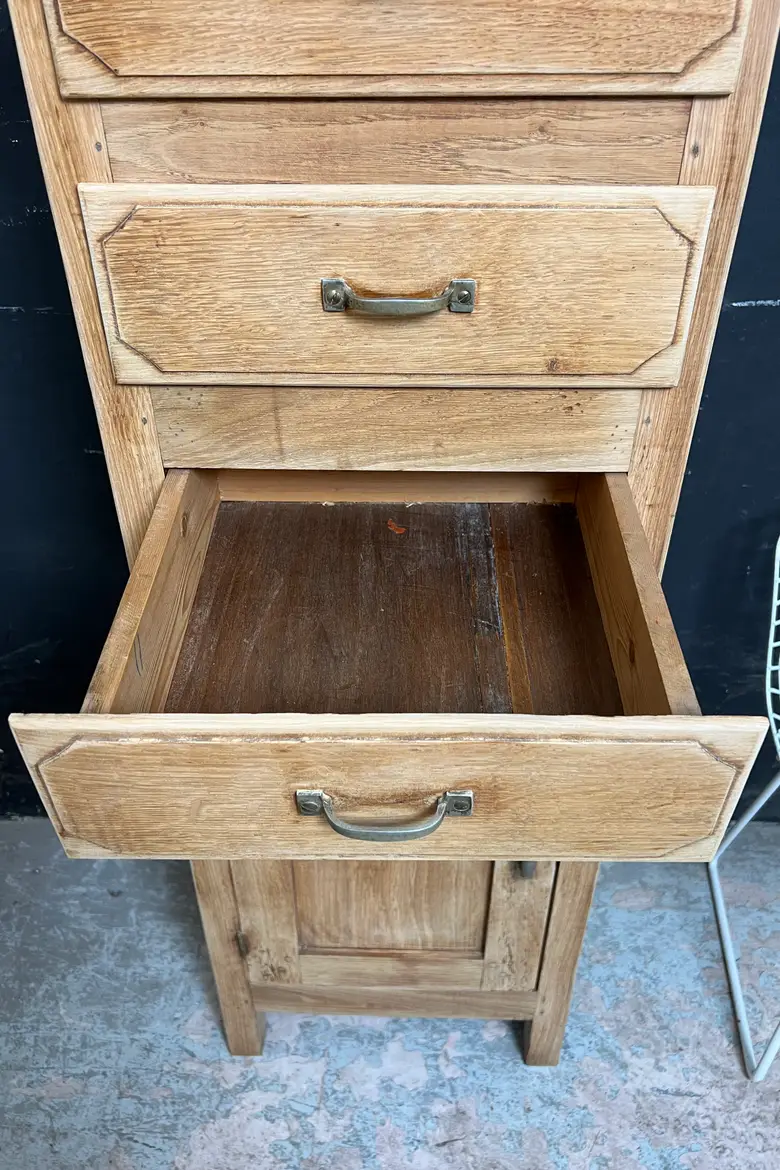 Meuble d’appoint en chêne