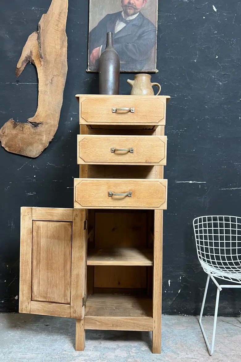 Meuble d’appoint en chêne