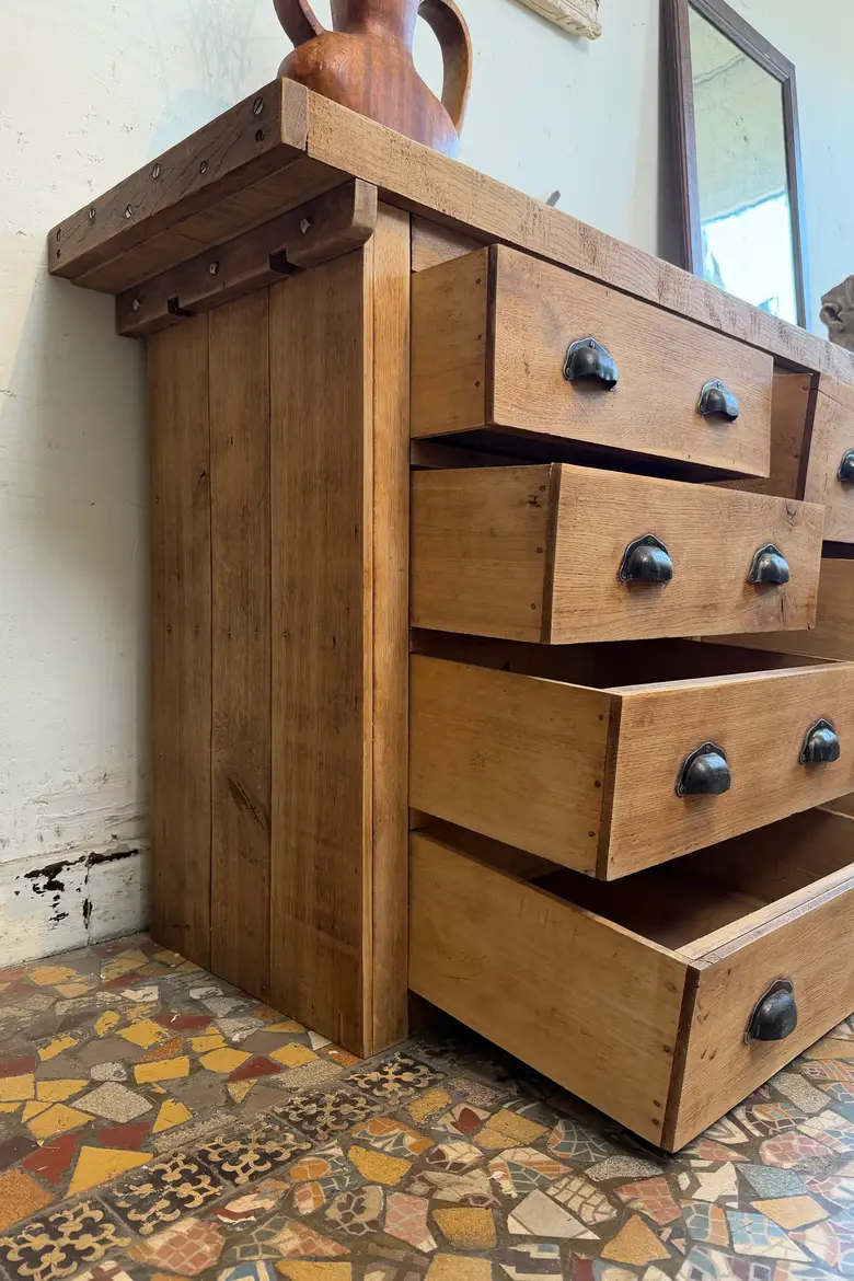 Meuble d’atelier