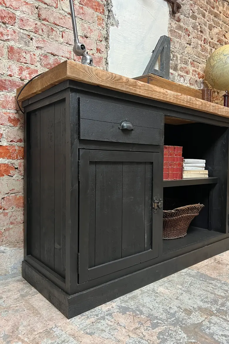 Meuble d’atelier