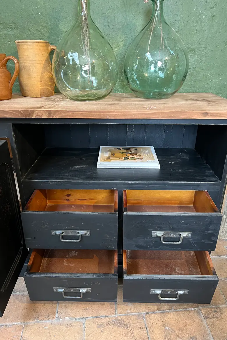 Meuble d’atelier
