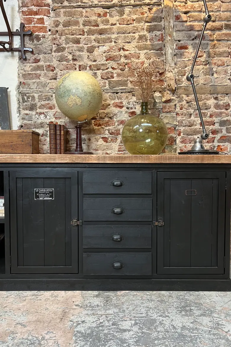 Meuble d’atelier