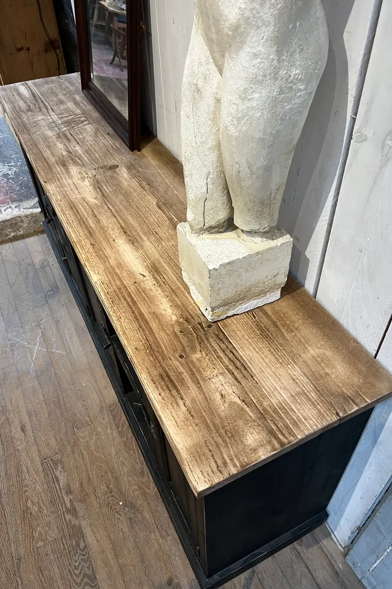 Meuble d’atelier