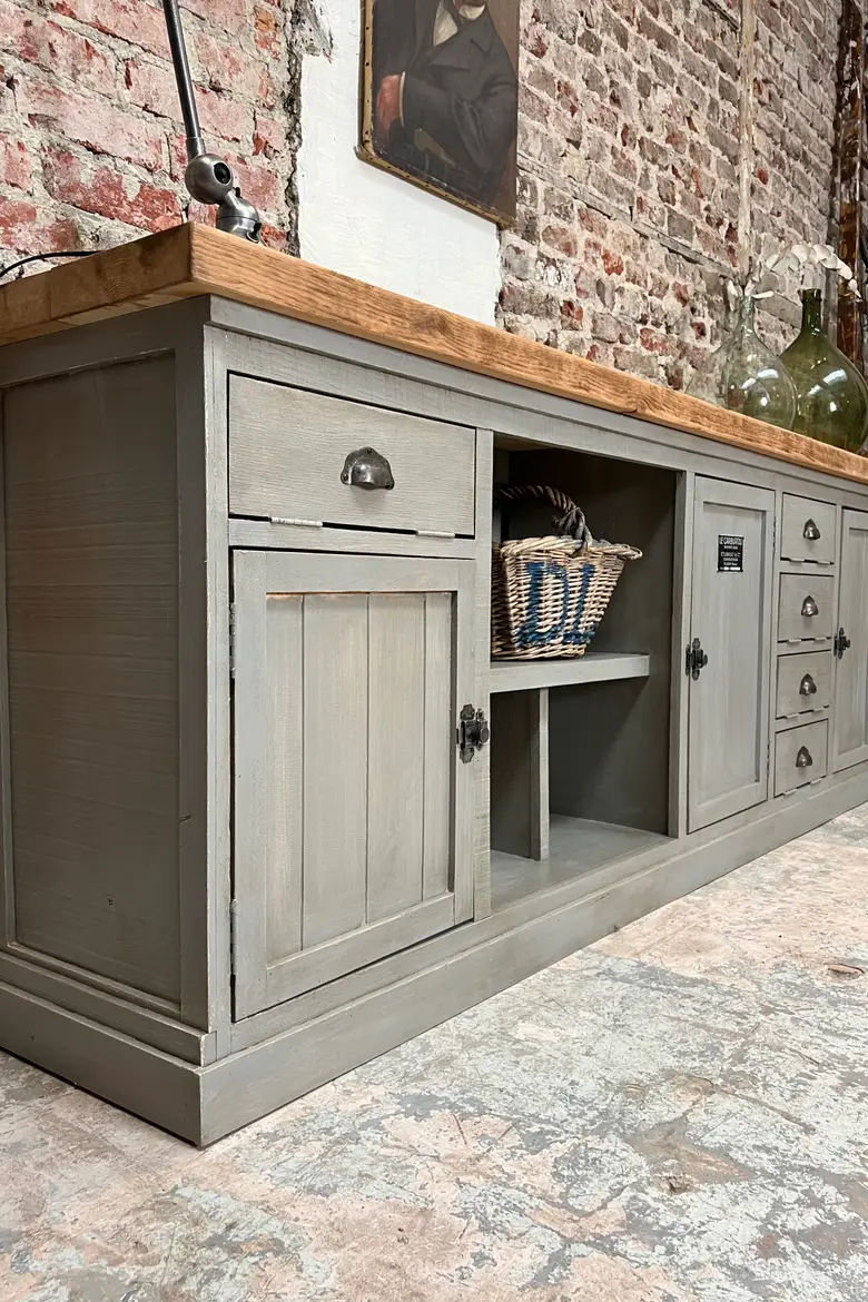 Meuble d’atelier