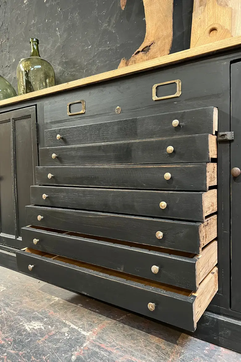 Meuble d’atelier