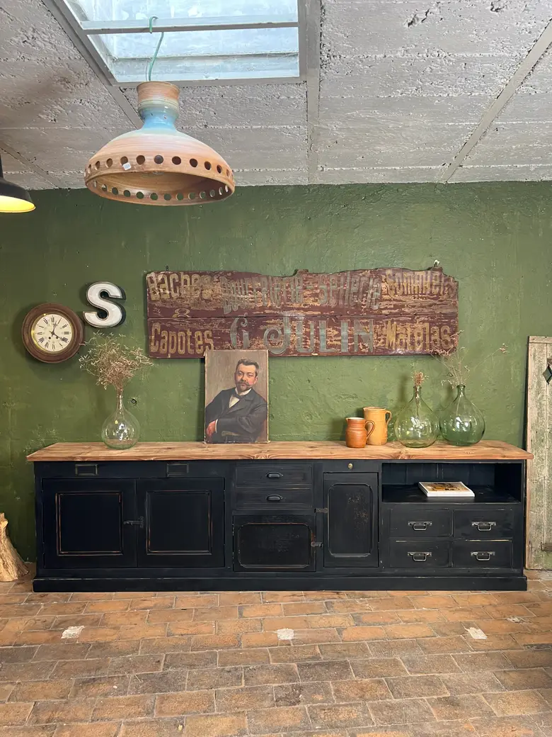 Meuble d’atelier