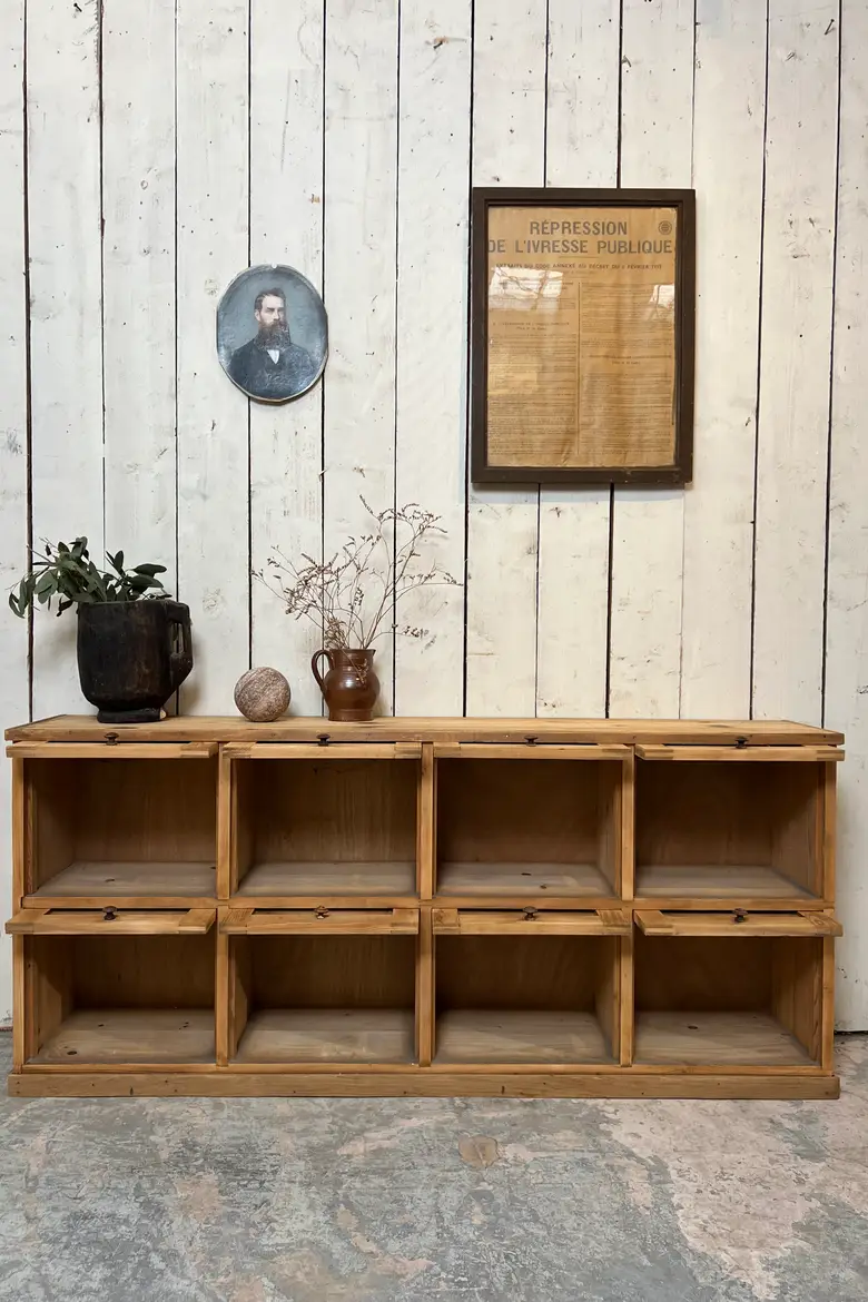 Meuble d’atelier à clapets