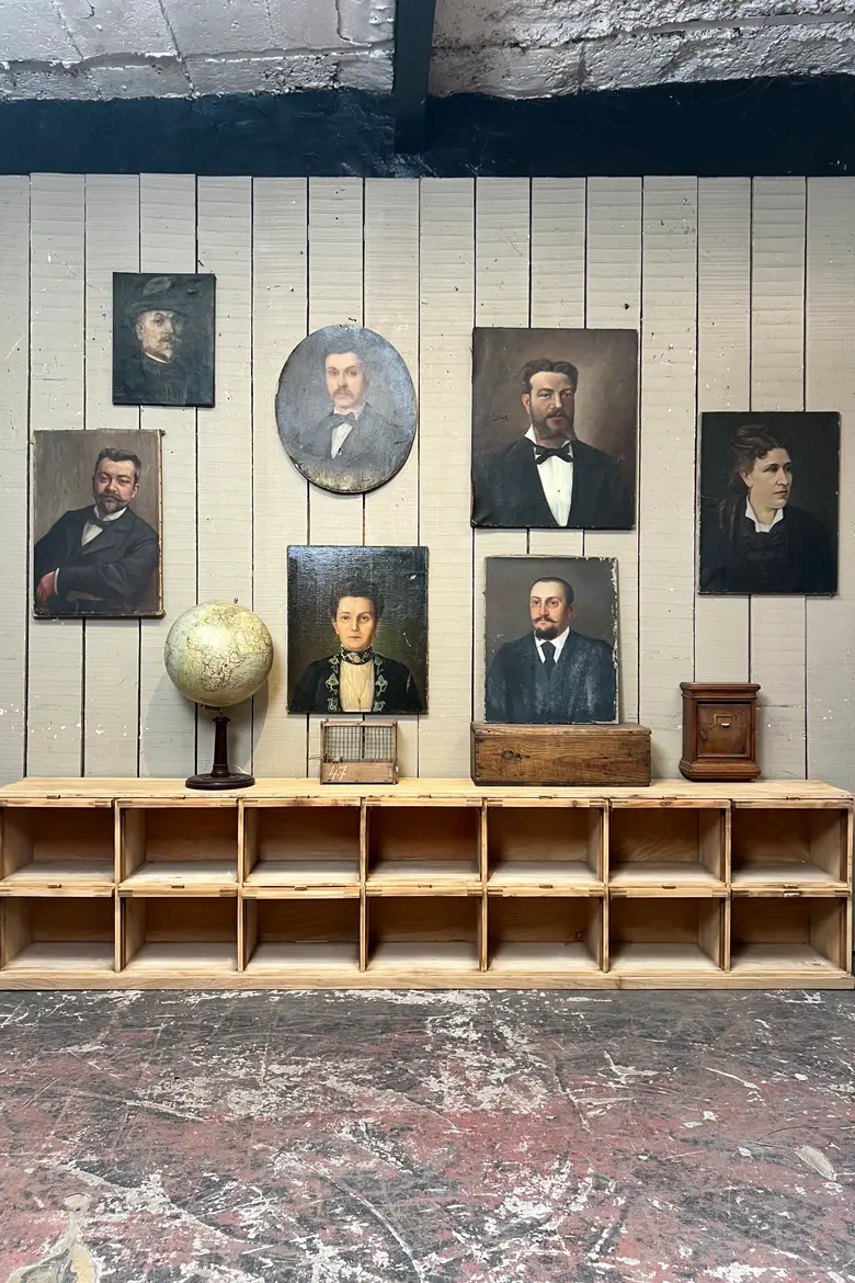 Meuble d’atelier à clapets