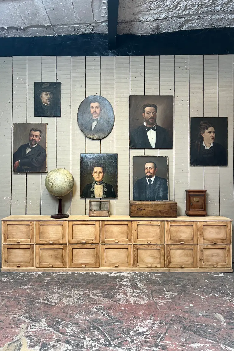 Meuble d’atelier à clapets