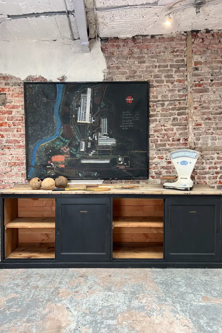 Meuble d’atelier à portes coulissantes Début XXème