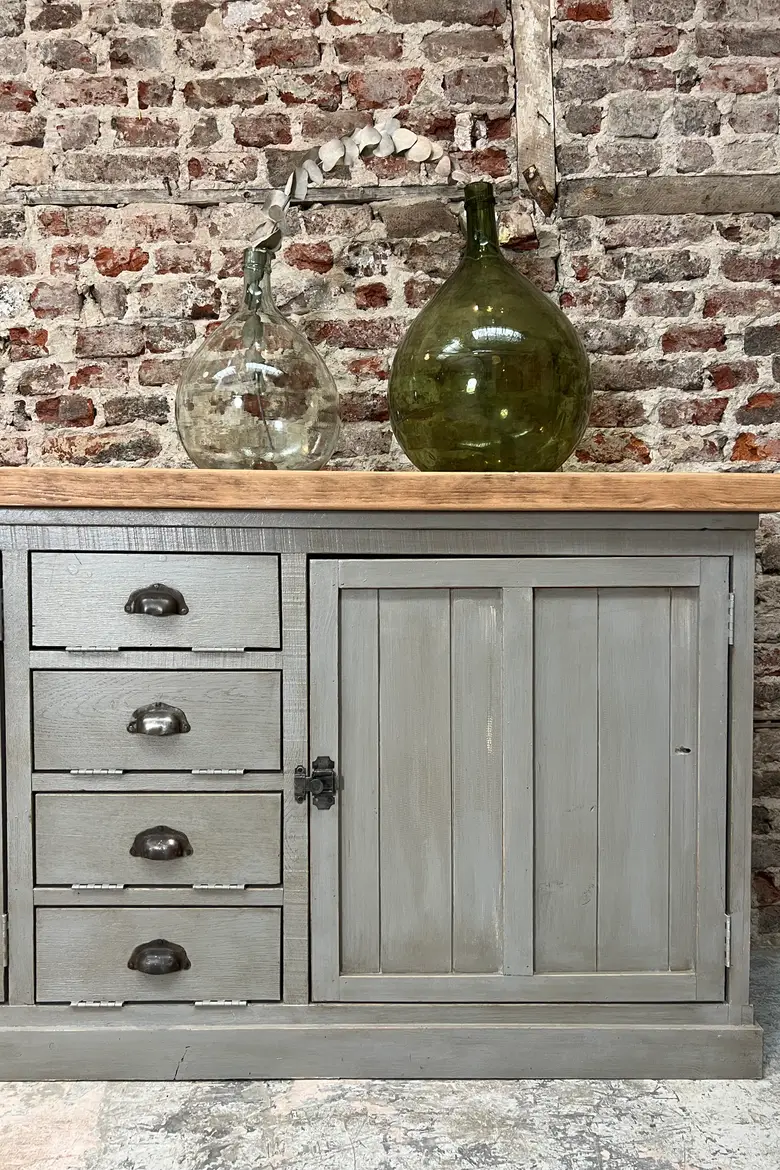 Meuble d’atelier