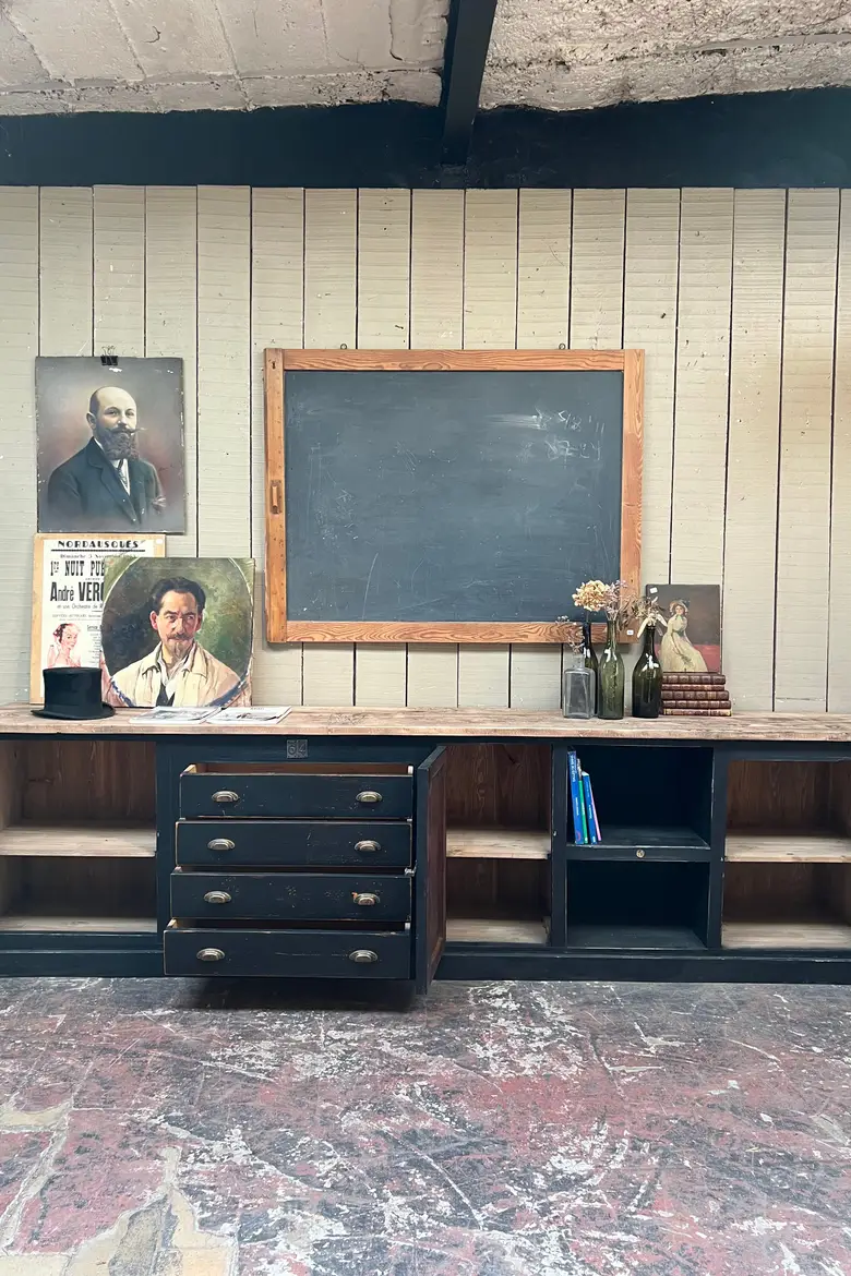 Meuble d’atelier en bois