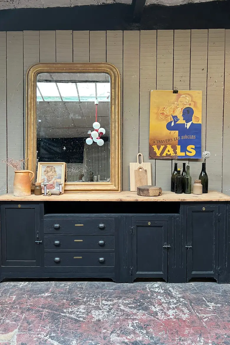 Meuble d’atelier en bois
