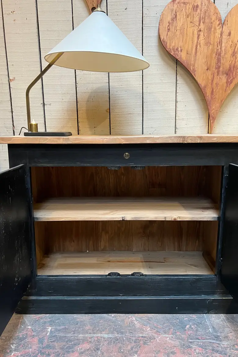 Meuble d’atelier en bois