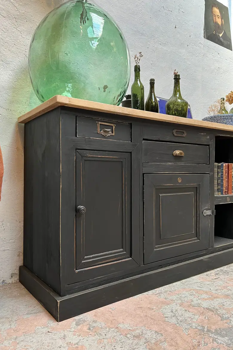 Meuble d’atelier en bois