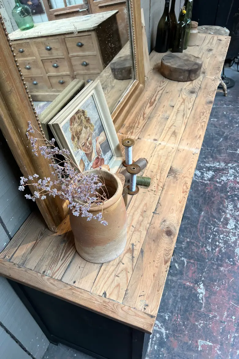 Meuble d’atelier en bois