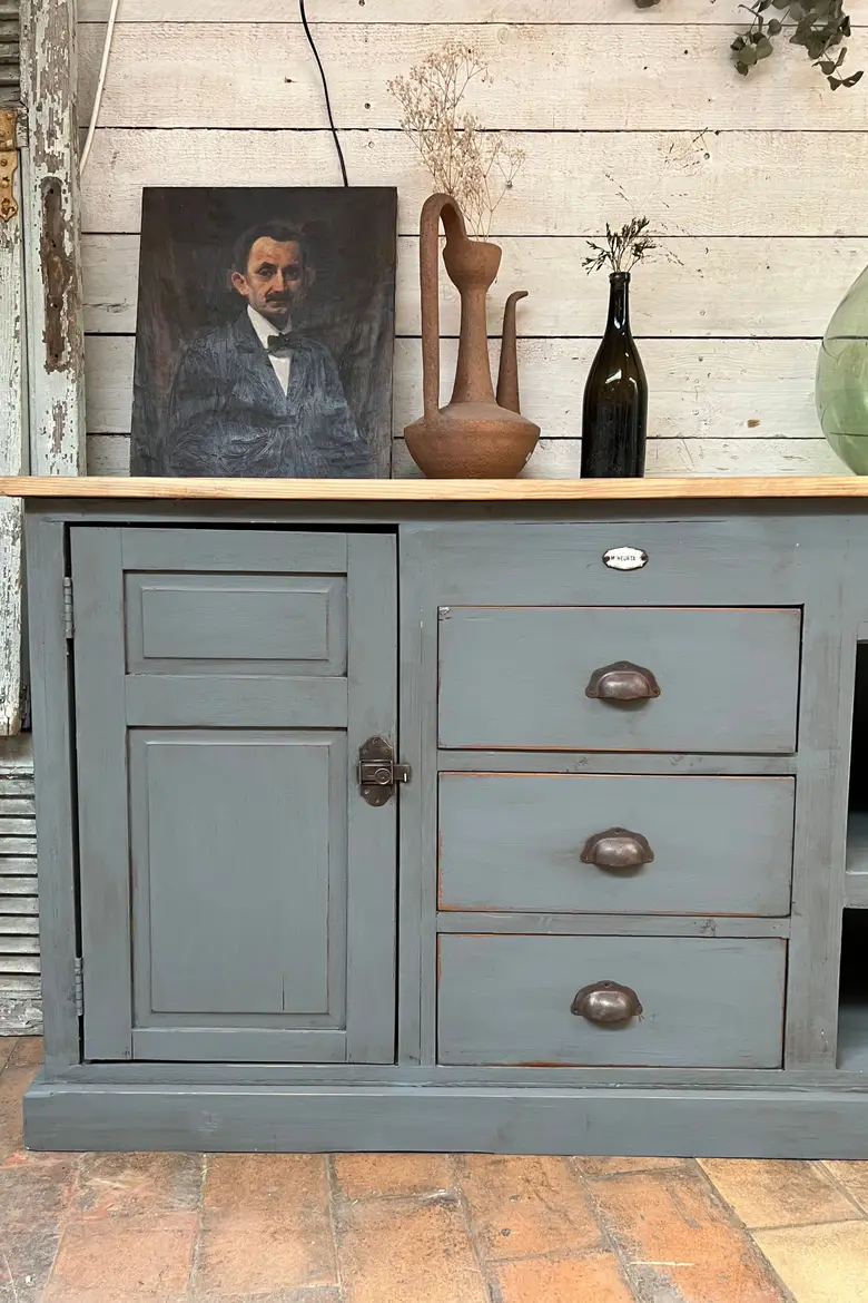 Meuble d’atelier en bois