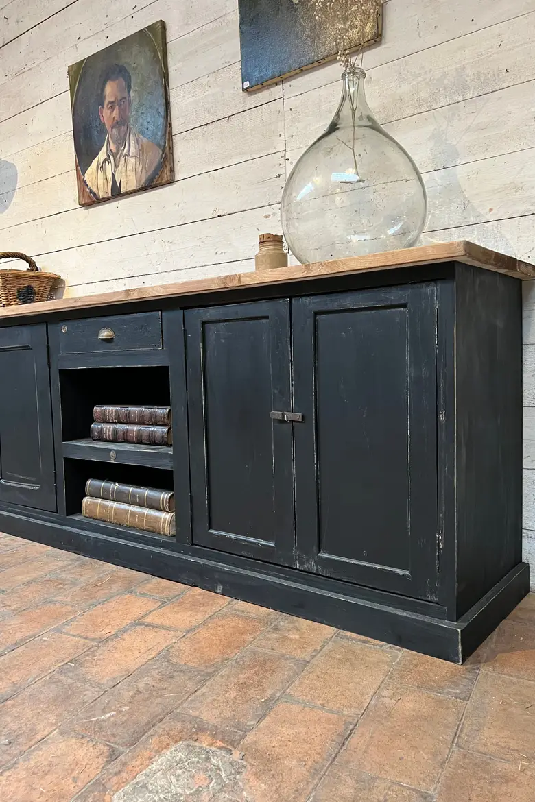 Meuble d’atelier en bois