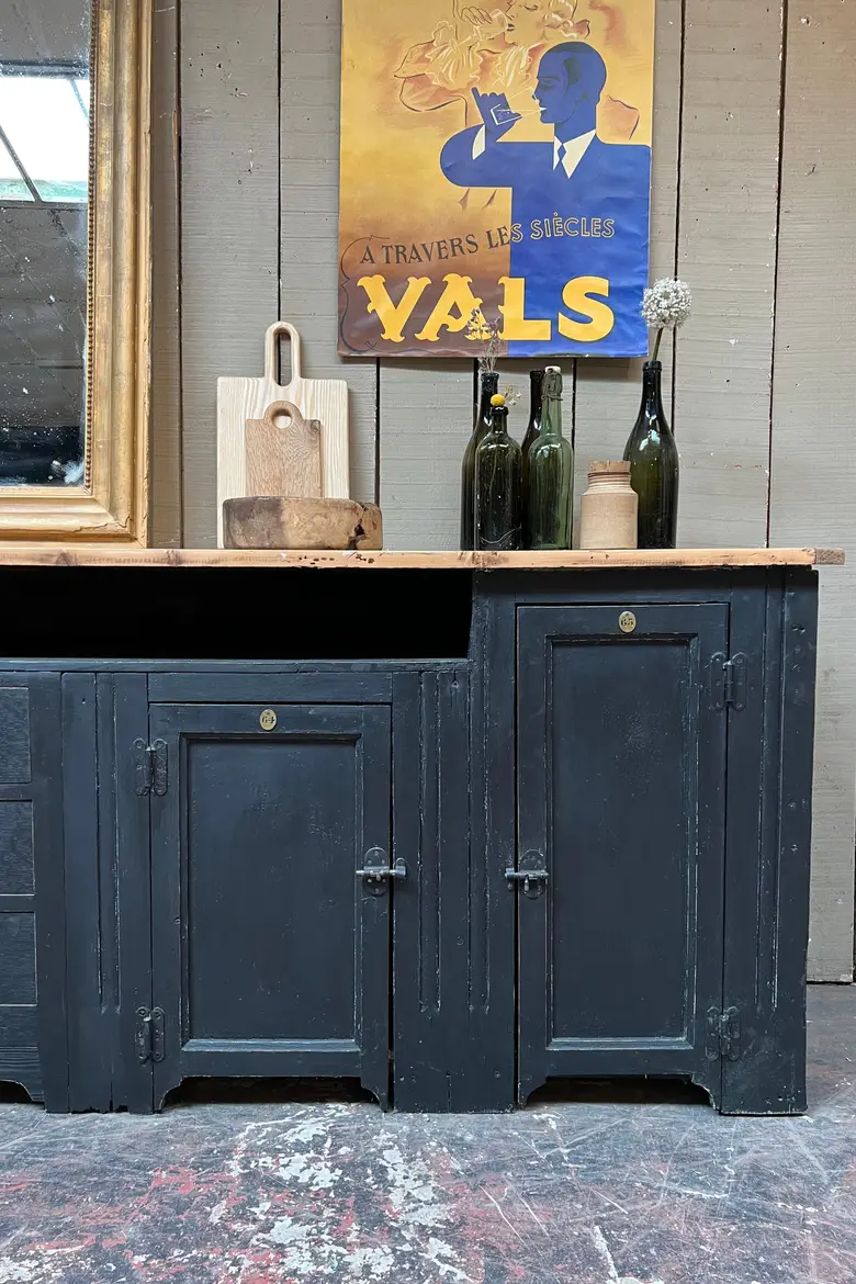 Meuble d’atelier en bois