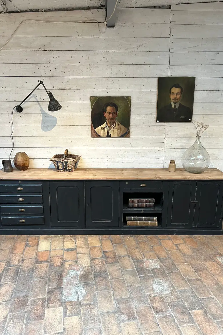 Meuble d’atelier en bois