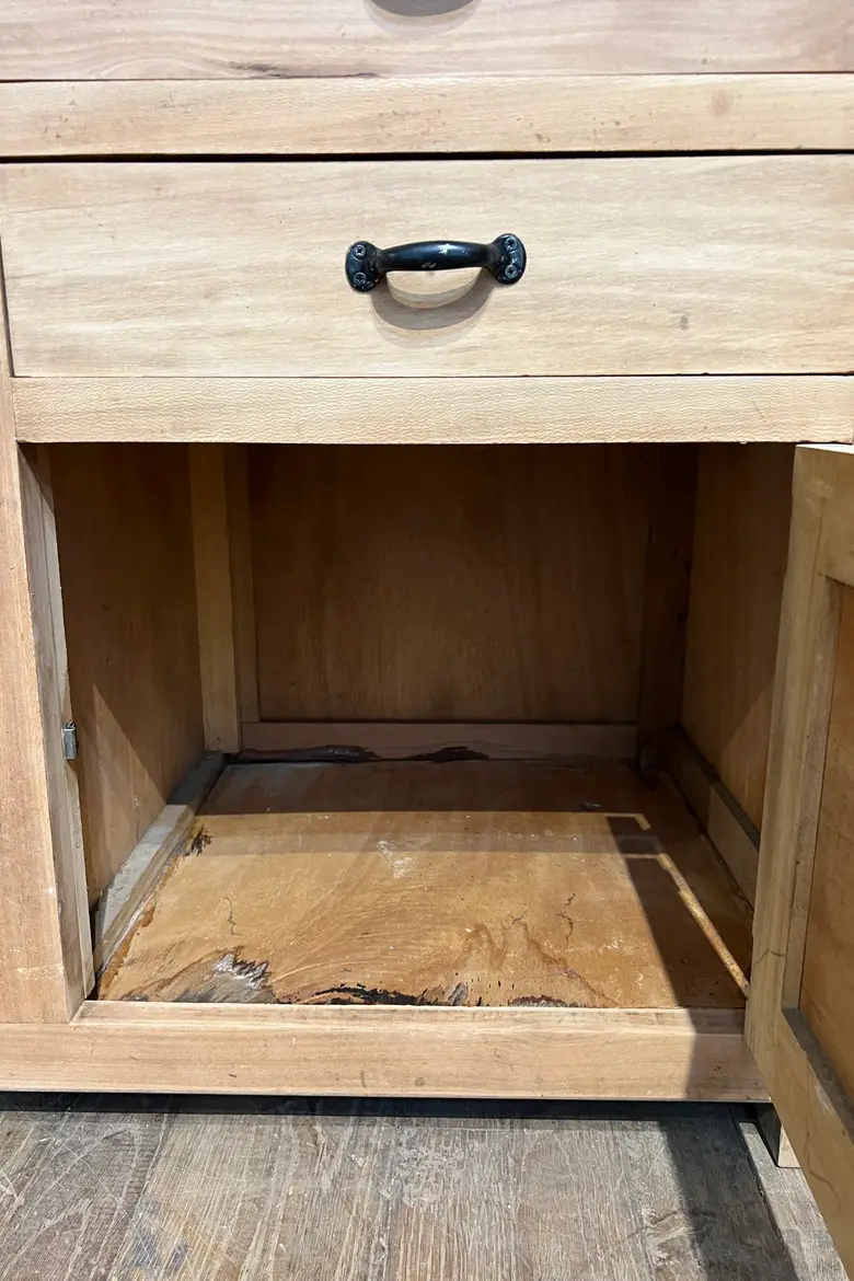 Meuble d’atelier en bois brut Années 50