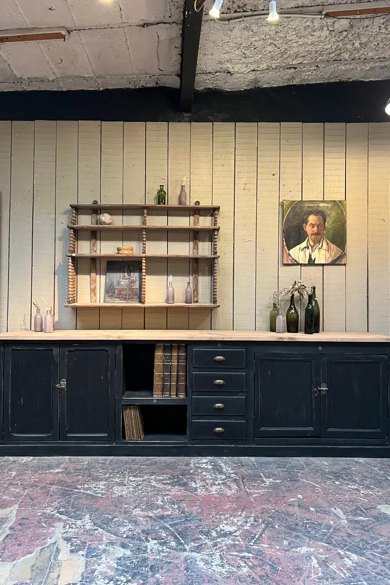 Meuble d’atelier en bois