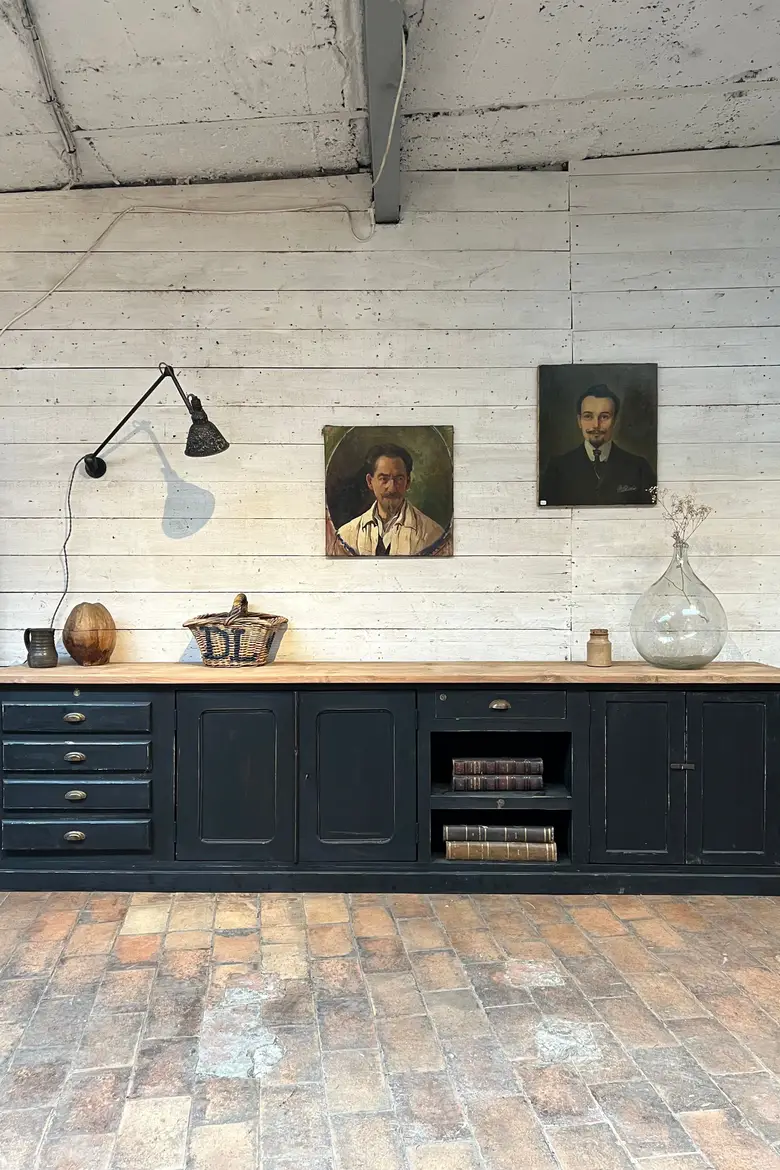 Meuble d’atelier en bois