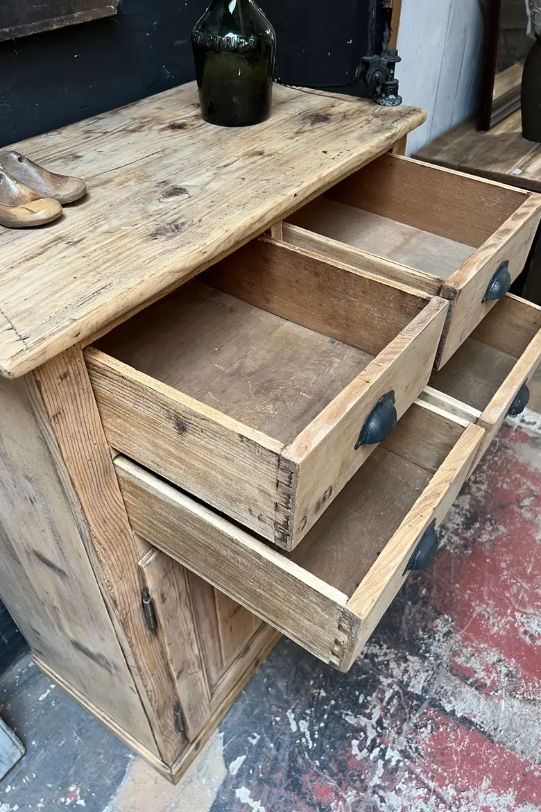 Meuble d’atelier en sapin Début XXème