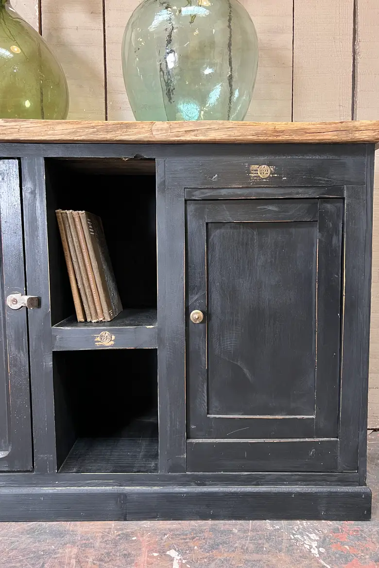 Meuble d’atelier