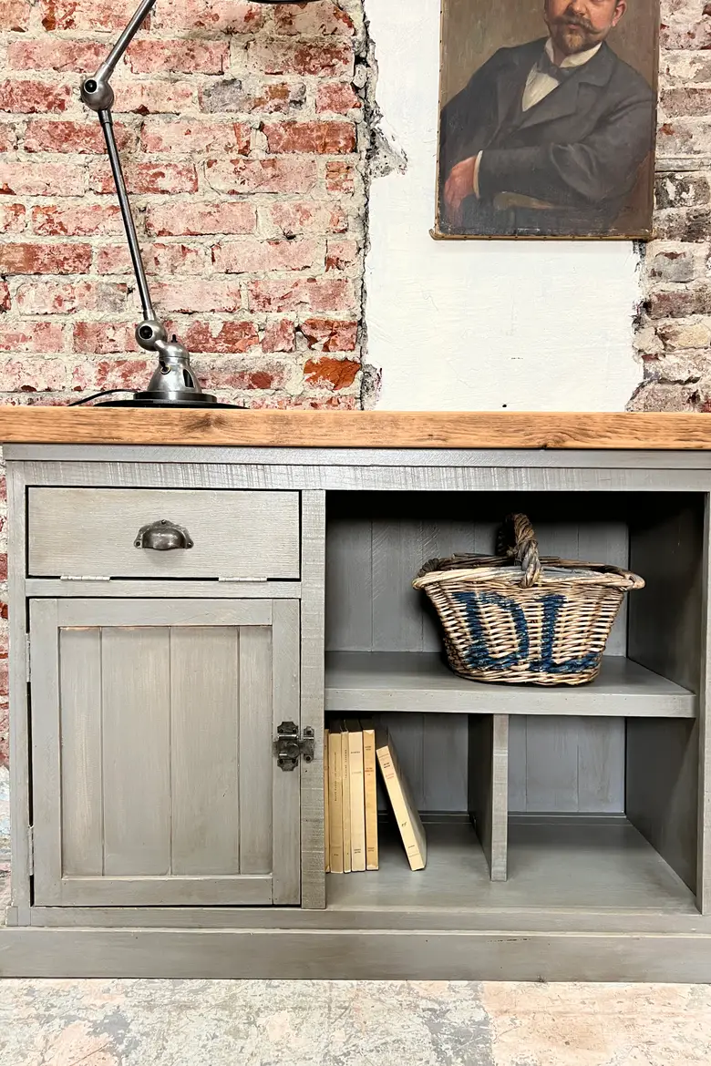 Meuble d’atelier