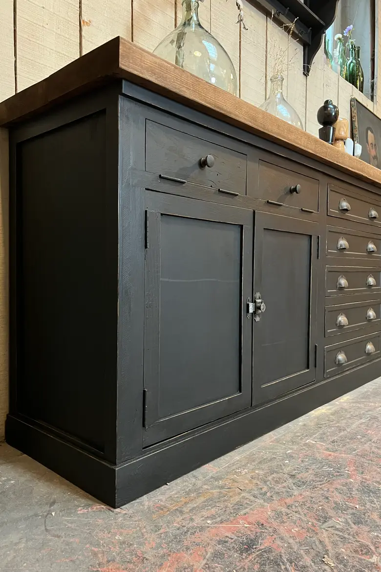 Meuble d’atelier