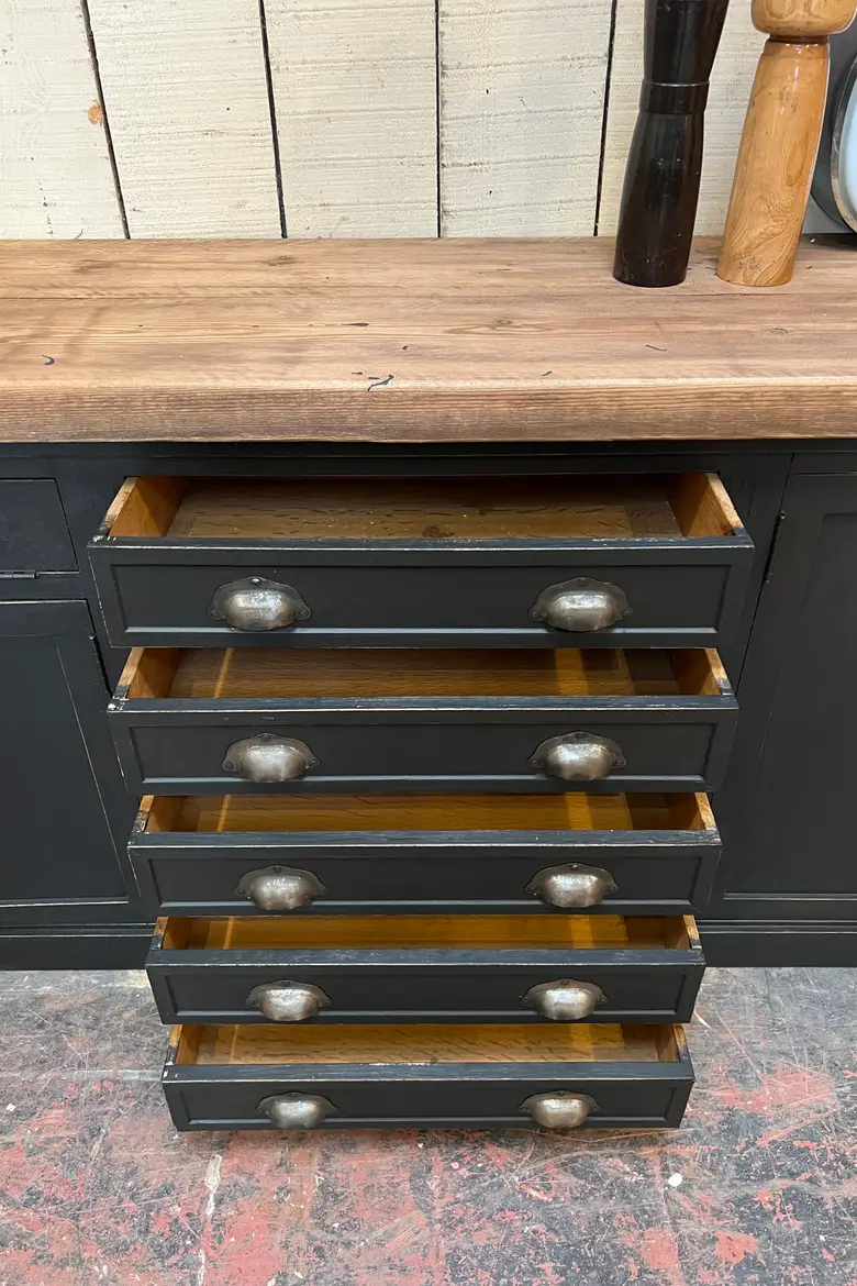 Meuble d’atelier