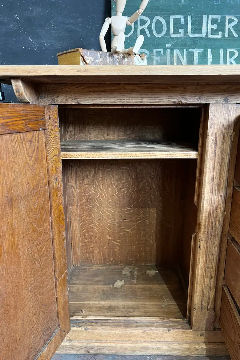 Meuble de commerce en chêne