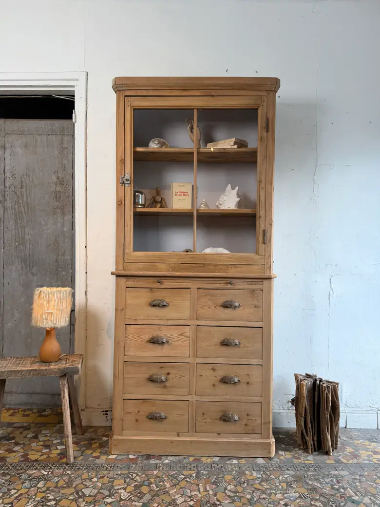 Meuble de commerce en sapin – 19ᵉ siècle