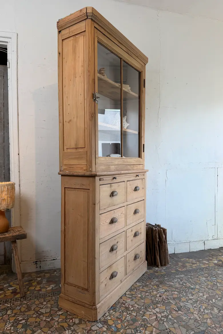 Meuble de commerce en sapin – 19ᵉ siècle