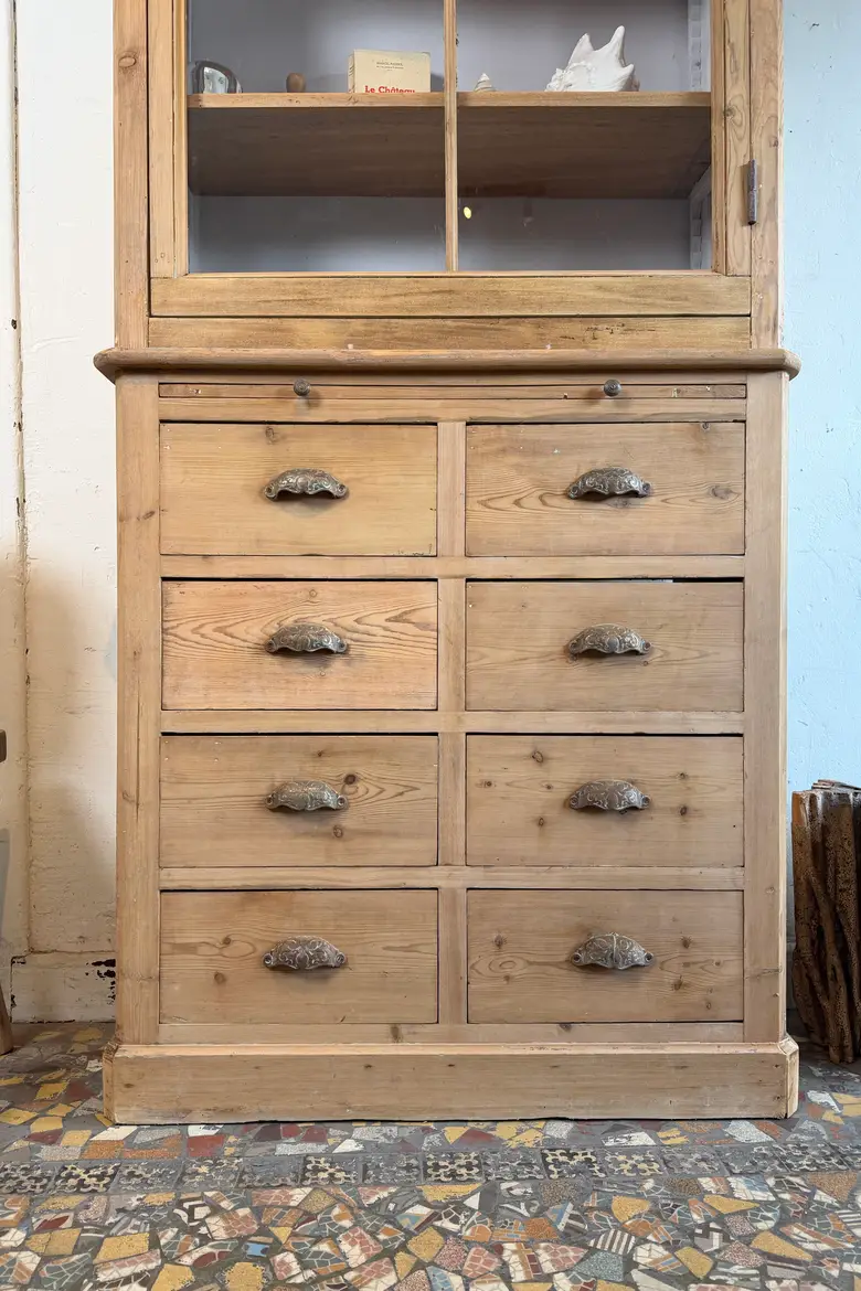 Meuble de commerce en sapin – 19ᵉ siècle
