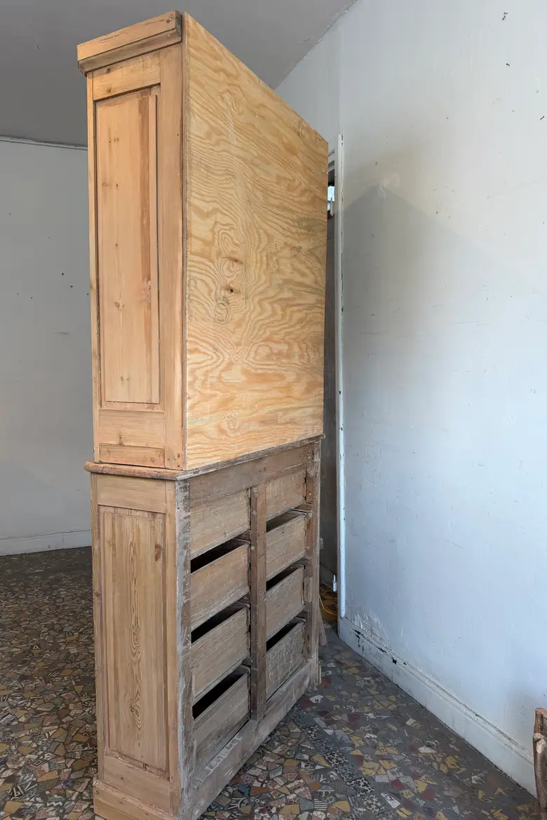 Meuble de commerce en sapin – 19ᵉ siècle