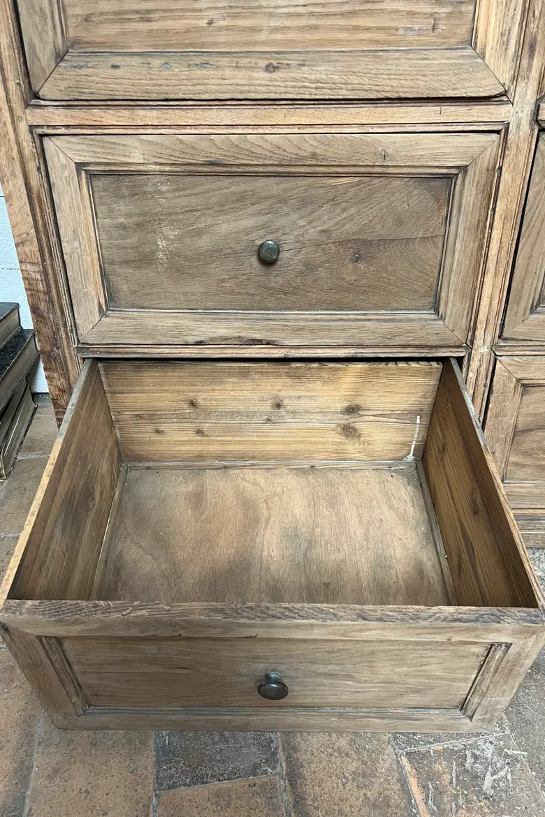Meuble de métier à tiroirs