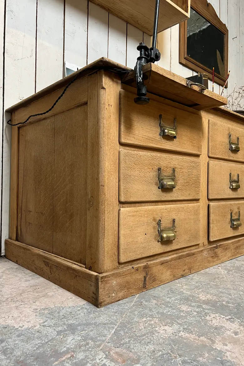 Meuble de métier en chêne