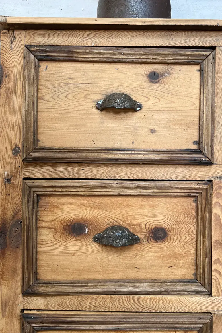 Meuble de métier en sapin