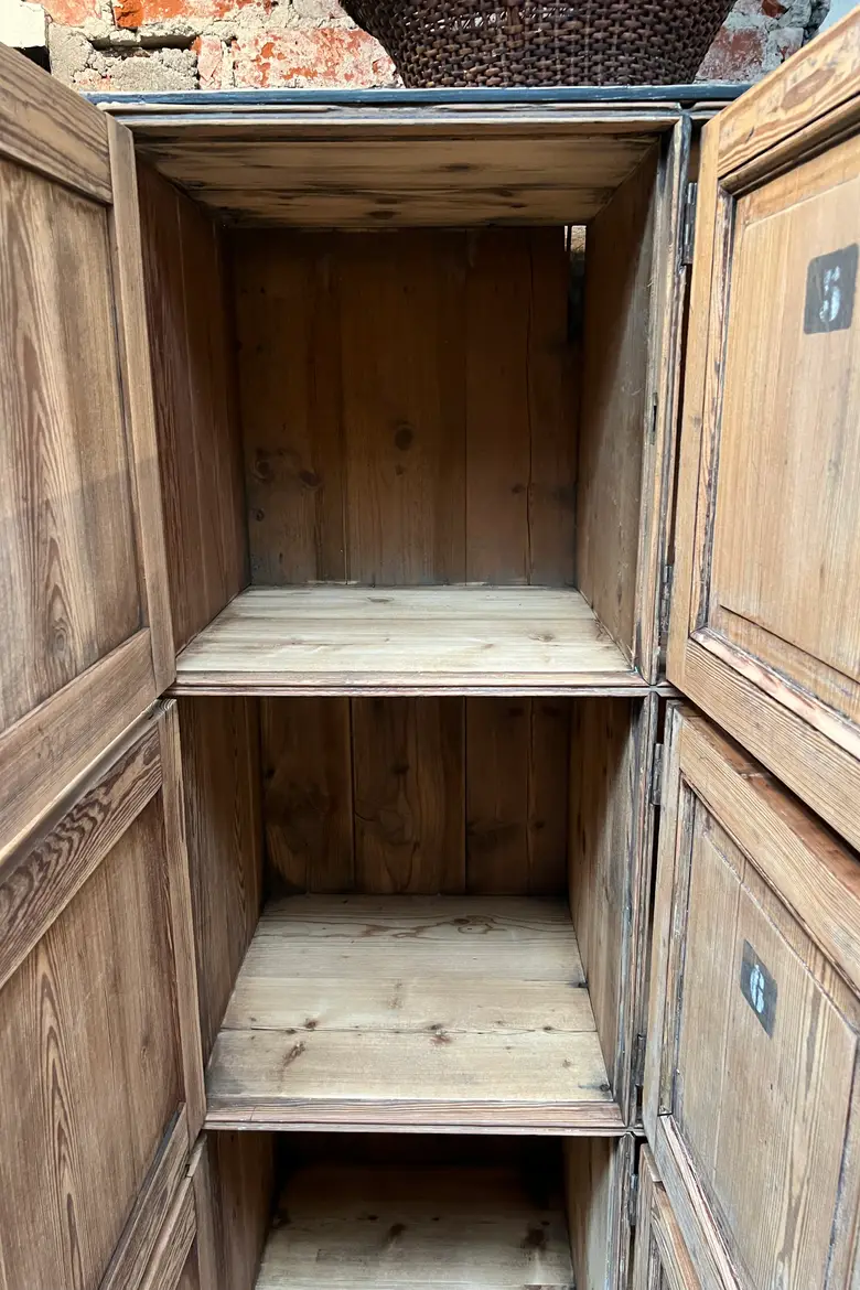 Meuble de métier multiples portes en sapin Début XXème