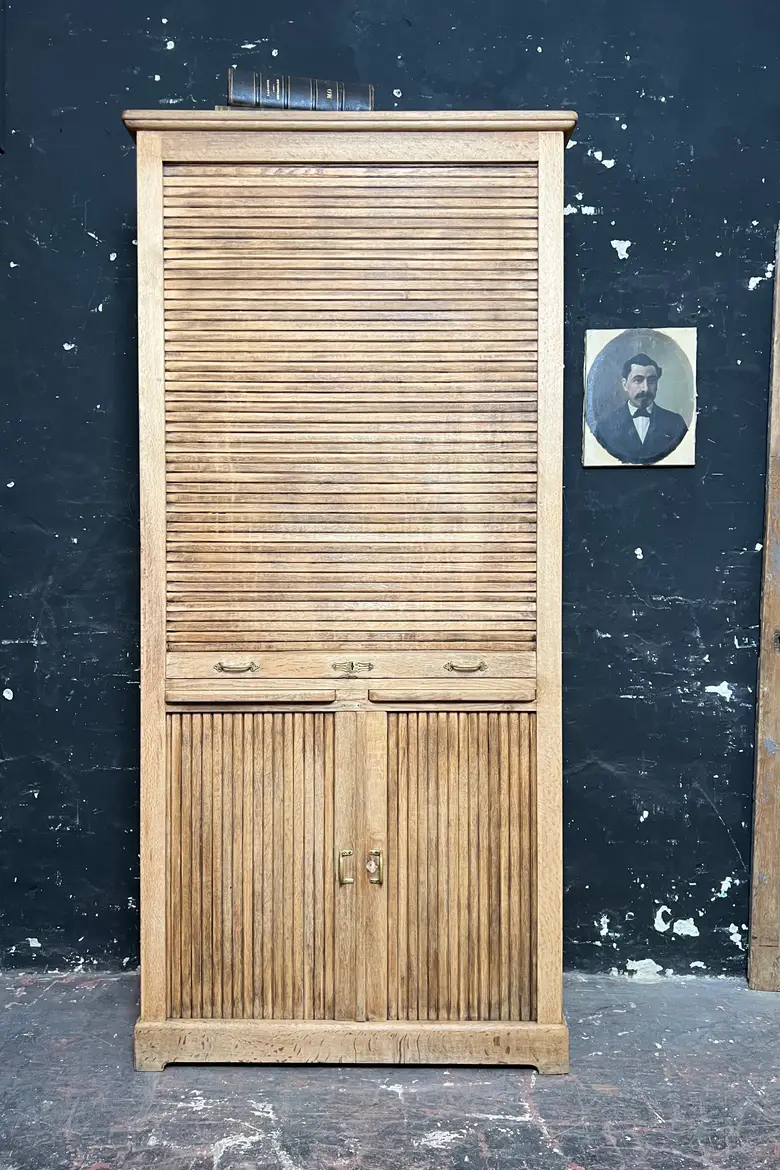 Meuble de notaire à rideau en chêne